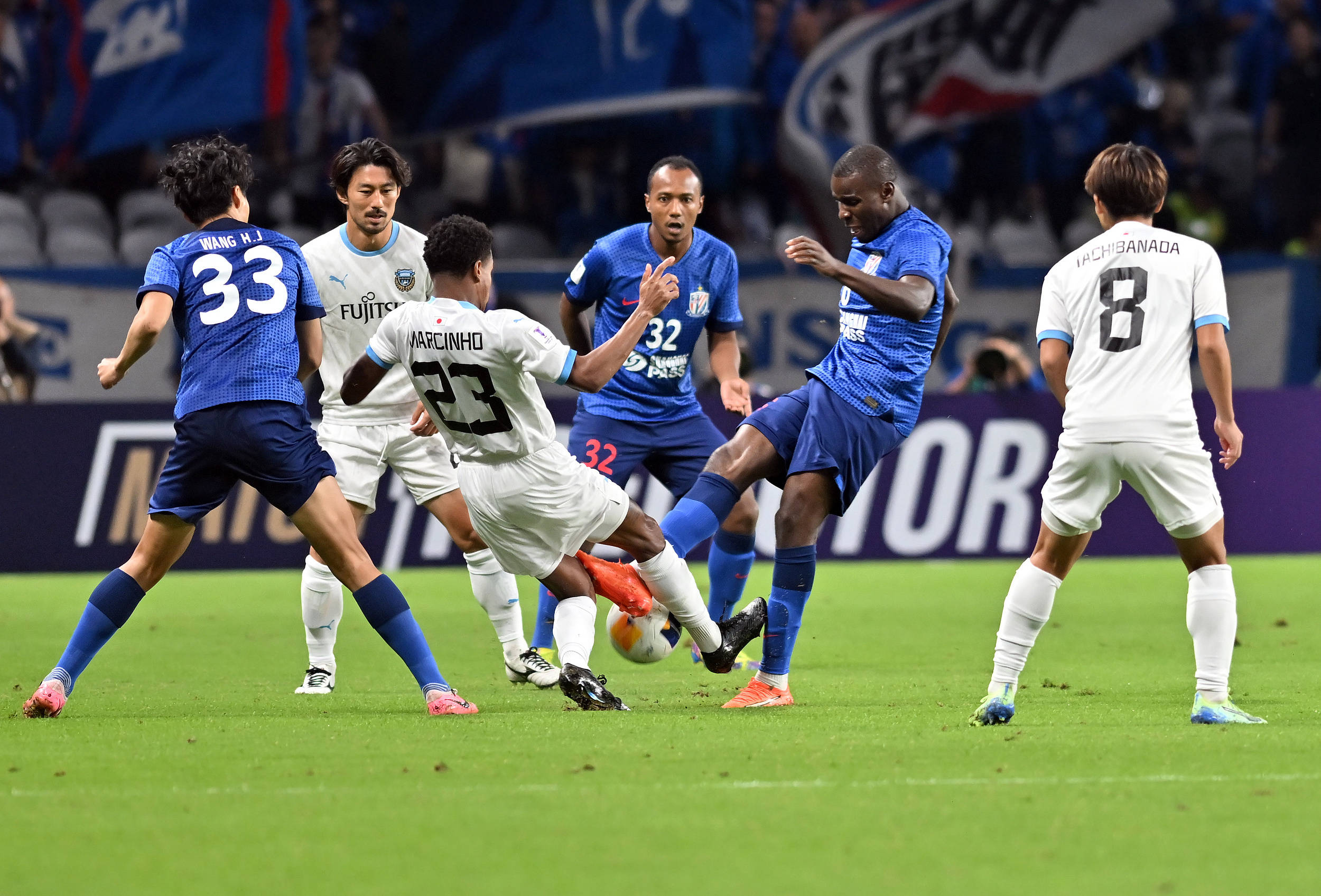 通过出色的 通过出色的