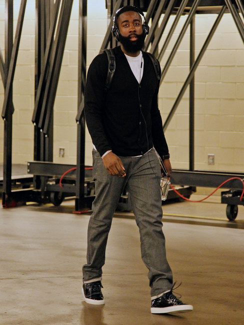 贺希宁砍职业生涯新高 深圳队主场力克广东队